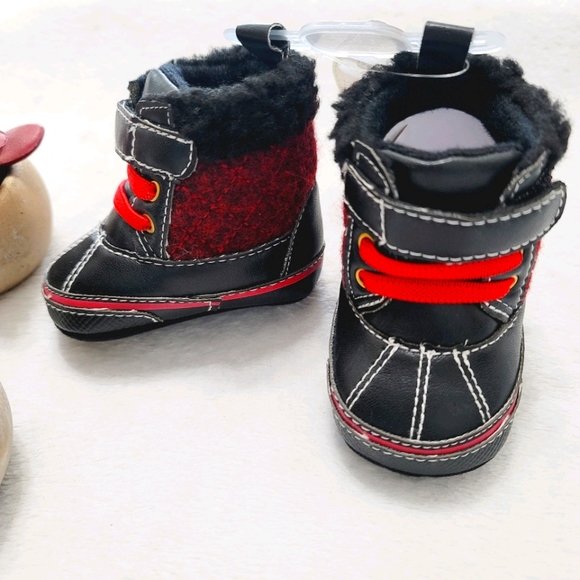 💕 NWT First Steps By Stepping Stones Baby Boots - Picture 1 of 15
